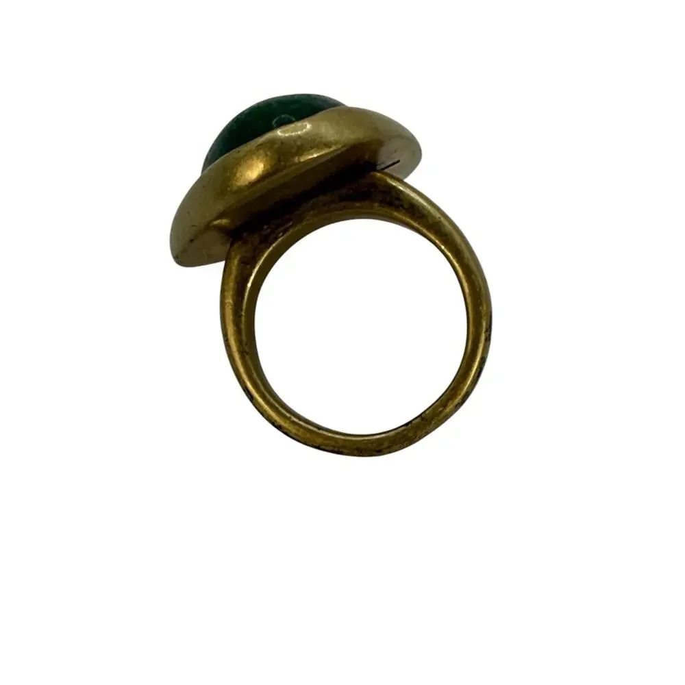 Kenneth Cole Green Stone Teardrop Ring with Gold-Tone Bezel size 8